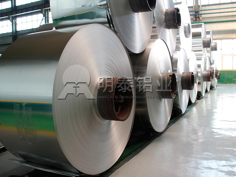 加多宝和王老吉共享红罐包装，罐装材料实为5182铝板